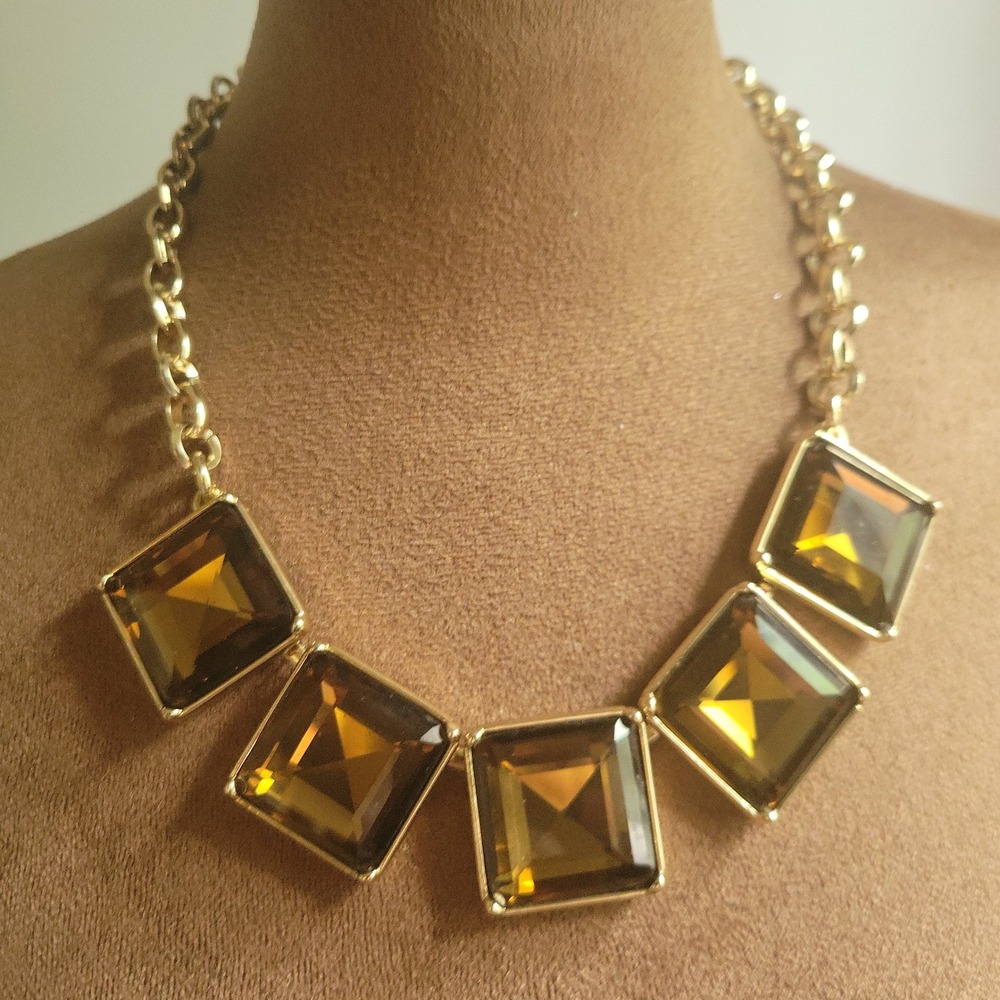 Banana Republic Gold Tone Amber Square Stone Statement Necklace Size 18.5 in